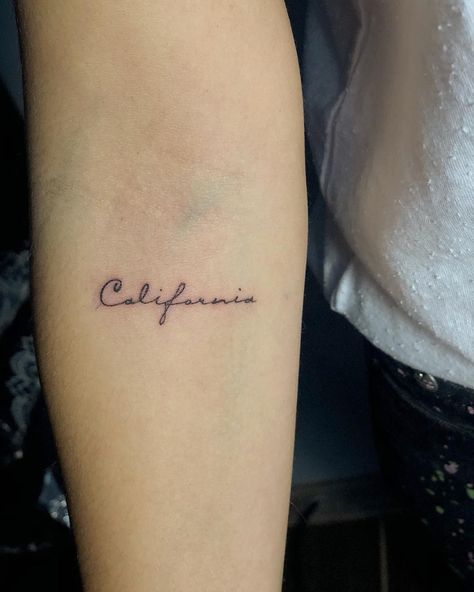 New California for @goodmonya . #california #californiatattoo #finelinetattoo California Tattoos, Cali Tattoo, Tattoo Word Fonts, Oc California, Thigh Sleeve, California Tattoo, La Tattoo, Dream Tattoos