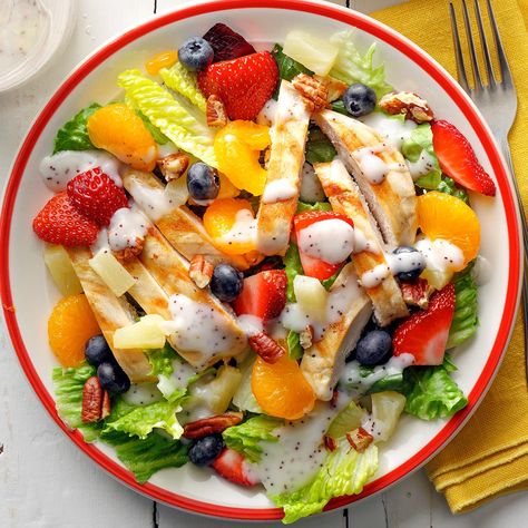 Chicken Fruit Salad, Strawberry Poppyseed Salad, Chicken Strawberry, Poppyseed Salad, Protein Salad Recipes, Blueberry Chicken, Dressings Recipes, High Protein Lunch Ideas, Lakewood Ohio