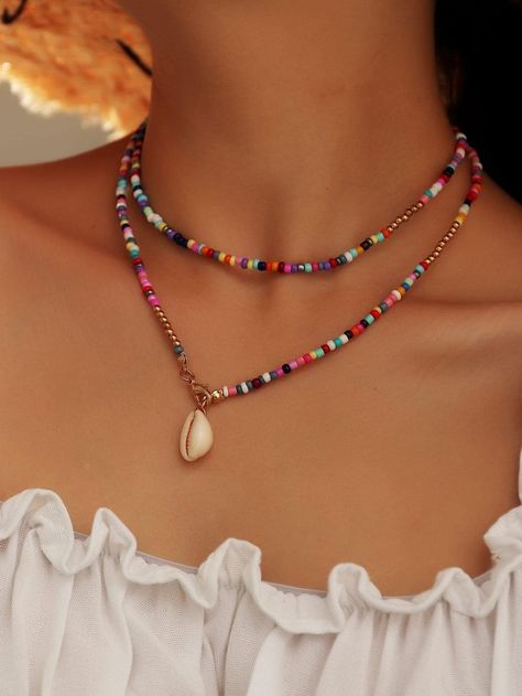 Beachy Jewelry, Shell Choker, Beach Necklaces, Beaded Pendant Necklace, Styl Boho, Trendy Necklaces, Beaded Choker Necklace, Colourful Necklace, Boho Stil