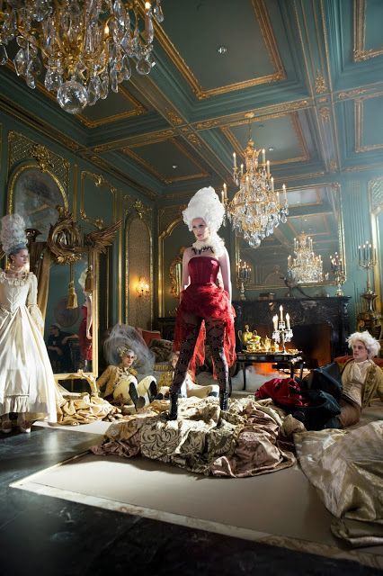 Marie Antoinette Party, Rococo Fashion, Killer Queen, Rococo Style, Fantasy Fashion, Marie Antoinette, Katy Perry, Rococo, Versailles