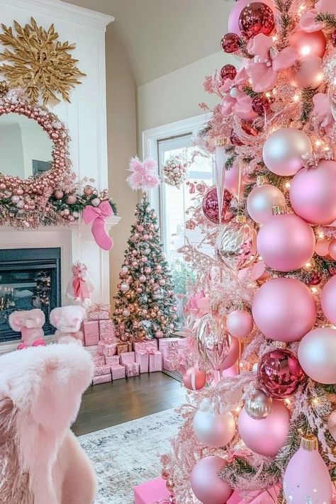 Christmas Tree Ideas Girly, Pink Christmas Tree Ideas Decorating, Christmas Decor Ideas Bedroom Pink, Pink Christmas Birthday Party, Pink Christmas Decorations Bedroom, Pink And Red Christmas Tree, Pink Christmas Tree Ideas, Pink Christmas Theme, Pink Christmas Aesthetic