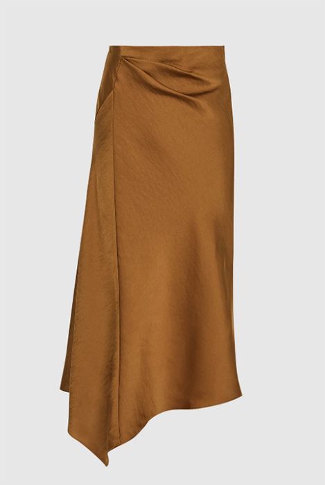 Princess Beatrice's fancy silk skirt just went in the sale - & is selling like hotcakes | HELLO! Silk Stockings, Princess Beatrice, Silk Outfit, Slip Skirts, Slip Skirt, Silk Slip, Silk Skirt, Vintage Style Outfits, Royal Fashion