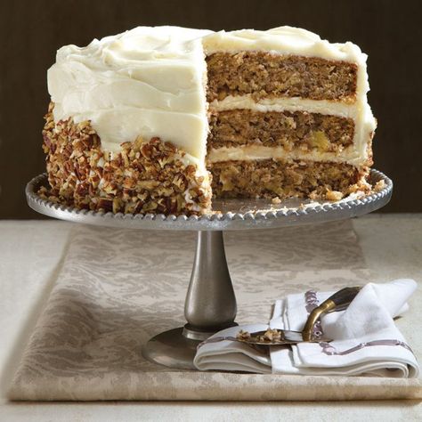 Doctor Bird, Coconut Cream Cheese Frosting, Hummingbird Cake Recipes, Savory Cakes, Bird Cake, Hummingbird Cake, Ginger Nut, Bird Cakes, Magic Cake