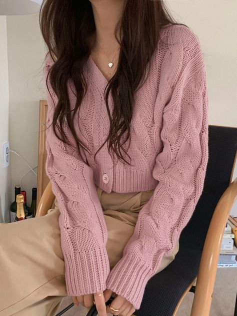 Pink Cardigan Outfit, Pink Sweater Outfit, Cardigan Rosa, Light Pink Sweaters, Cardigan Design, Cardigan Outfits, Pink Cardigan, Cable Knit Cardigan, Pink Outfits