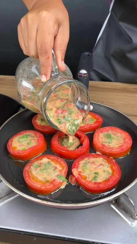 Now I just want to make tomatoes like that! | tomato | Now I just want to make tomatoes like that! | By Super Recipes Tomato Eggs, Super Recipes, Tomato Egg, Fried Tomatoes, Tomato Dishes, Fresh Tomato Recipes, Super Yummy, Tomato Recipes, Breakfast Brunch Recipes