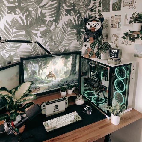 #thelegendofzelda #setup #pc #pcsetup #aesthetic #green #plants #gaming Cute Pc Setup Green, Plant Gaming Setup, Aesthetic Pc Setup, Aesthetic Green Plants, Green Setup, Green Pc, Bedroom Board, Setup Pc, Games Room Inspiration