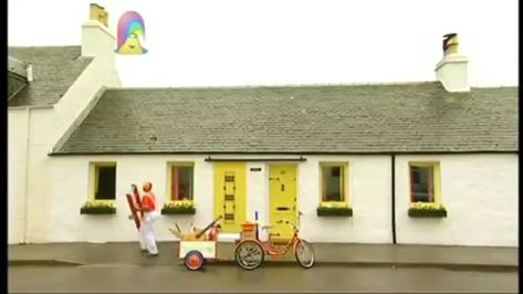 Balamory Well Ideas, Spencer House, Isle Of Mull, Childrens Tv, Childhood Tv Shows, Kids Tv Shows, The Painter, Kids Tv, Tv Programmes