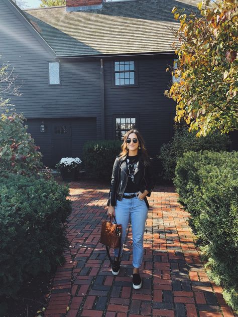 Travel Diary: Salem, Massachusetts — Shore Society Fall Outfits Salem Ma, What To Wear To Salem Ma, Salam Massachusetts Outfits, Salem Mass Outfit, Boston Massachusetts Outfits Fall, Outfits For Salem Massachusetts Fall, Salem Trip Outfit, Outfits To Wear To Salem Ma, Salem Massachusetts Outfit Ideas