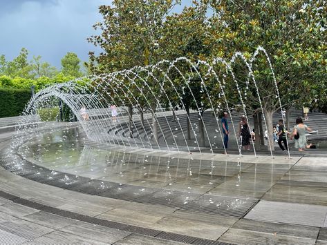 Mosque Landscape, Backyard Splash Pad, Dancing Fountain, Landscape Architecture Plan, Water Feature Wall, Bali House, Landscape And Urbanism, Splash Pad, Water Walls