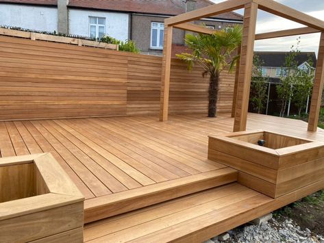 Yellow Balau Decking, Wood Terrace Outdoor, Large Decking Ideas Garden, Timber Decking Ideas Outdoor, Light Wood Deck, Raised Decking Ideas Garden, Decking Area Ideas, Decking With Pergola, Decking Ideas Garden