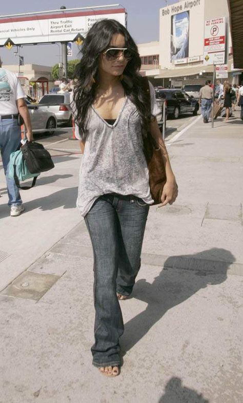 Vanessa Hudgens Early 2000s, 2008 Aesthetic Outfits, Early 2010s Fashion, Gabriella Montez, 2010 Outfits, 2005 Fashion, 2006 Fashion, 2000s Boho, 2007 Fashion