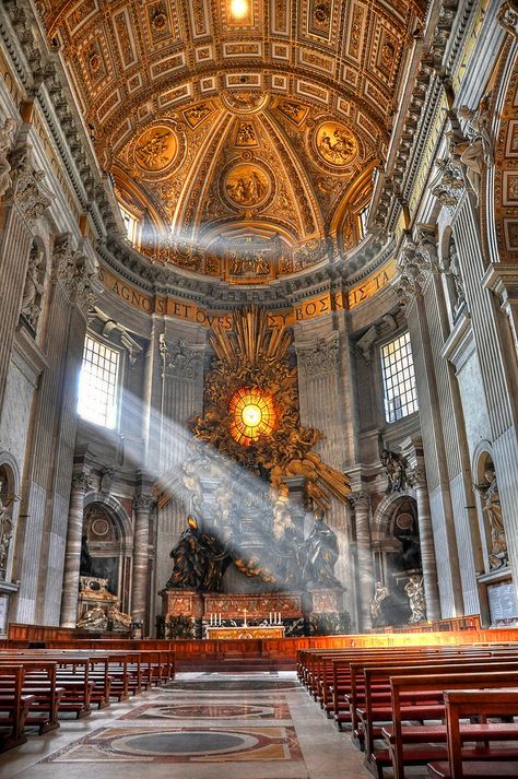 God's beam of light in St. Peter's Basilica - Rome, Italy Vatican Italy, Le Vatican, Visit Rome, Beam Of Light, Statue Tattoo, St Peters Basilica, Church Pictures, Italy Trip, Europe Trip