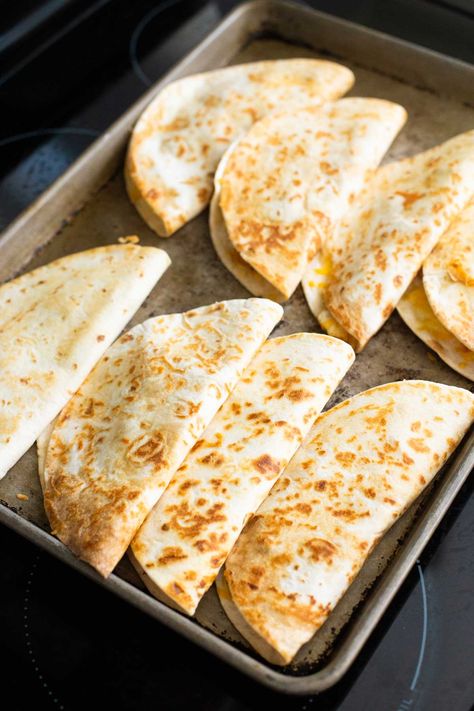 Different Kinds Of Quesadillas, Quesadilla Recipes For A Crowd, Stove Top Quesadilla, Bake Quesadilla In Oven, Quesadilla Recipes Oven Baked, Taco Shell Recipe Ideas, Sheet Pan Chicken Quesadilla Recipes, Baked Cheese Quesadilla Oven, Make Ahead Quesadillas