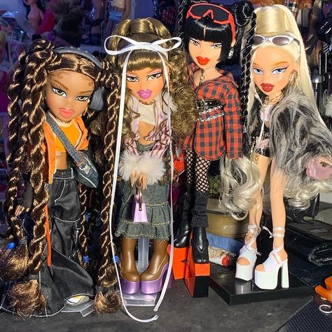 alwayz bratz never barbie 🐰🐸🐱🐷 i honestly could cry owning these dolls it feels so surreal… @bratz i love you so much words can’t express… | Instagram Bratz Early 2000s, Bratz Dolls Original, Dolls Aesthetic, Bratz Yasmin, 2000s Baby, Bratz Doll Outfits, Brat Doll, Girly Pop, Doll Aesthetic