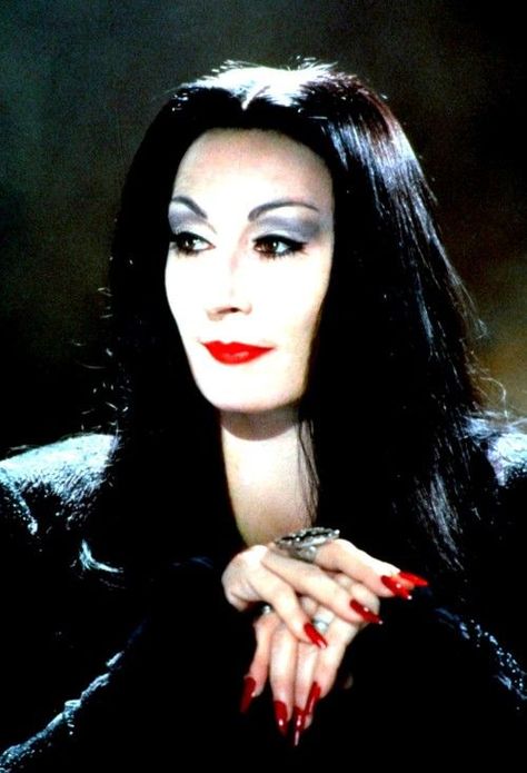 We've already discovered that you're dark and morbid, but you're so much more than that! Morticia Gomez Addams, Addams Halloween Costume, Addams Family Costume, Mom Quiz, Adams Family Halloween, Morticia Gomez, Halloween Costume Makeup, Tv Moms, Addams Family Costumes