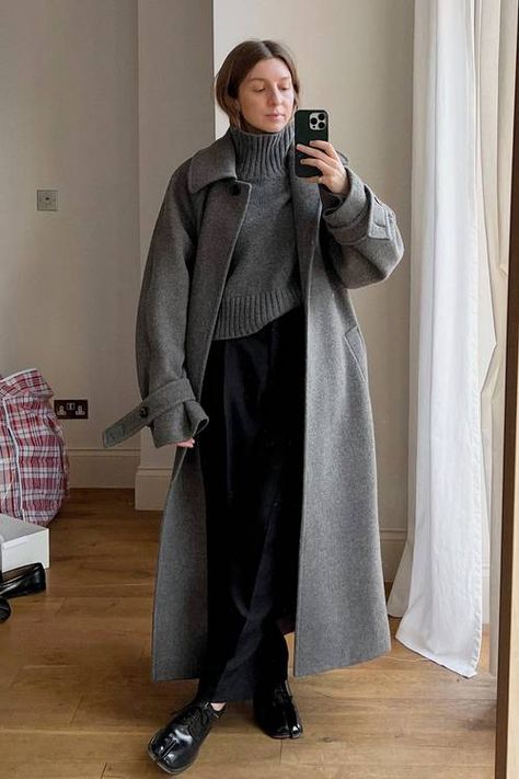 Raey: the Elevated Basics Brand You Might Not Have Heard Of | Who What Wear UK Grey Coat Outfit Winter, Grey Coat Outfit, Brittany Bathgate, Long Grey Coat, Winter Coat Outfits, Spring Staples, Elevated Basics, Grey Coat, Fashion People