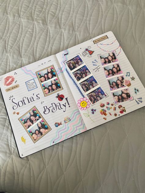 Aesthetic Scrapbooking, Senior Year Scrapbook, School Memories Scrapbook, Girly Scrapbook, Friends Journal, Summer Diary, Friend Scrapbook, Memories Book, Diy Photo Book