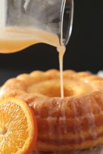 Easy Glazed Orange Bundt Cake Jello Bundt Cake, Orange Bundt Cake, Orange Jello, Glaze For Cake, Bundt Cake Recipe, Mini Bundt Cakes, Torte Cupcake, Bundt Cakes Recipes, Monkey Bread