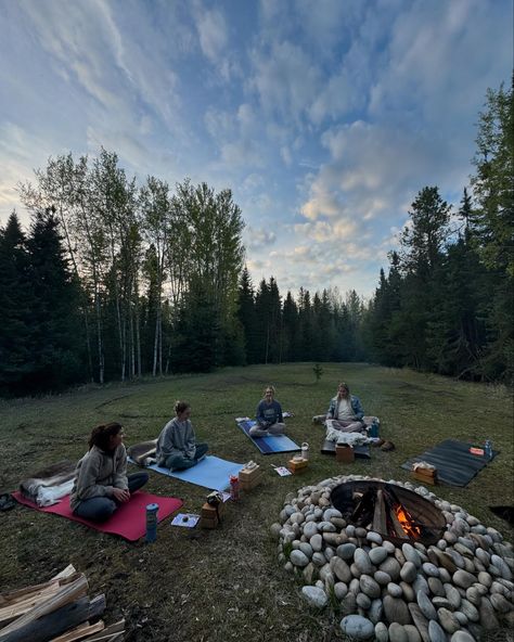 Reminiscing on our last Women’s Full Moon Wilderness Retreat at the magical @thewoods.experience back in May! 😍 Hosting & facilitating these retreats with @laceysyoga while connecting with powerful women is truly an honour. Especially while immersed in nature & disconnected from the hustle & bustle of every day life (helloooo no phone service 😍🙌🏽) We’re beyond excited to be back under the July Full Moon on July 20th!! ☀️🌲🤍 - #fullmoonretreat #womensretreat #womensretreatalberta #connection... July Full Moon, Wilderness Retreat, No Phone, Womens Retreat, Phone Service, The Hustle, Self Healing, Reiki Healing, Powerful Women