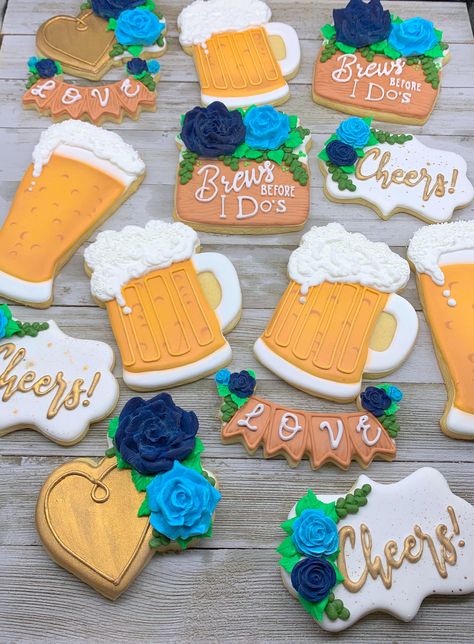 #brews before I do’s #beer Mug Cookies #wood grain cookies #Lager cookies  by Aimee Burke @beesweetcookie Beer Themed Bachelorette Party, Brewery Wedding Shower Ideas, Boots And Brews Party, Beer Themed Bridal Shower Ideas, Stock The Bar Cookies, Brewery Bridal Shower Decorations, Beer Bachelorette Party, Brews And I Dos, Jack And Jill Party Themes