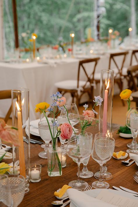 Spring Garden Dinner Party, Wedding Table Candles And Bud Vases, Garden Wedding Table Centerpieces, Farm Table Wedding Decor Bud Vases, Wedding Tables With Food, Garden Wedding Bridal Bouquet, Wedding Flowers Garden Party, Single Flowers In Vases Wedding, Diy Wild Flower Centerpieces