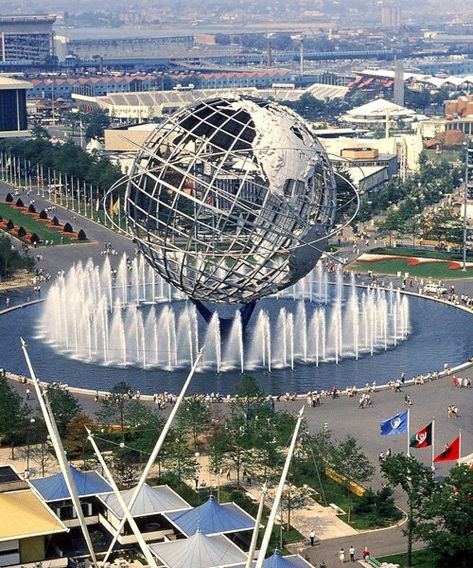 Googie Architecture, Worlds Fair, Nyc Street, Long Island Ny, World's Fair, Walking Tour, New York City, Fair Grounds, Villa