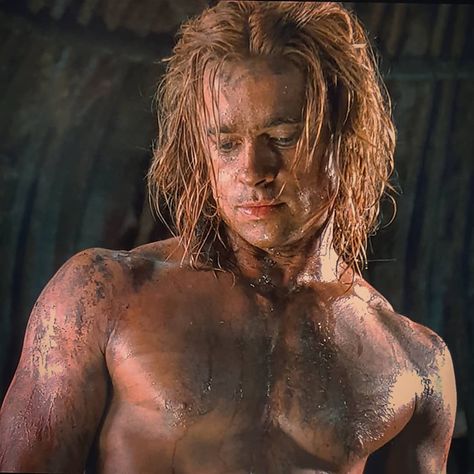 @roduka_analog’s Instagram profile post: “Brad Pitt as Achilles in Troy (2004) #BradPitt. You're welcome. #actor #greatactors #movie #films #troy #achilles #iconic #hitthegym #body…” Brad Pitt Achilles, Gerold Hightower, Troy Brad Pitt, Achilles Brad Pitt, Troy Film, Achilles Troy, Myth Aesthetic, Brad Pitt Long Hair, Hector Troy