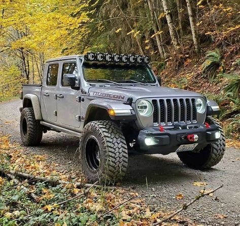 Jeep Lifted, Jeep Scout, Car Problems, Badass Jeep, Cars Jeep, Jeep Ideas, Custom Jeep, Offroad Jeep, Dream Cars Jeep