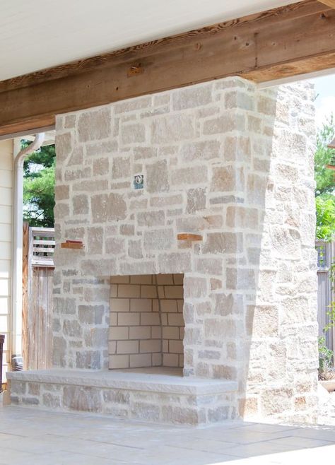 Limestone Hearth, Bungalow Fireplace, Ashlar Pattern, Stone Veneer Exterior, Stone Veneer Fireplace, Stone Veneer Siding, Natural Stone Fireplaces, Exterior Fireplace, Siding Options