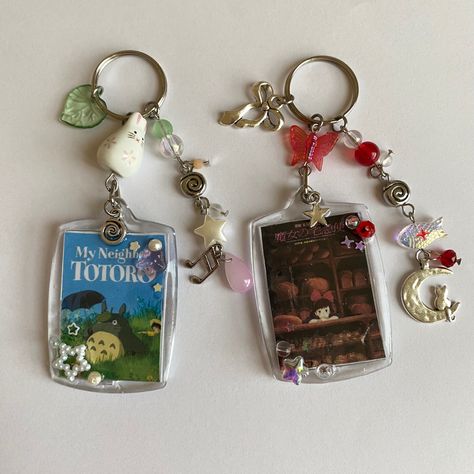 Carabeaner Keychain Aesthetic, Cute Keychain Charms, Photo Keychain Ideas, Keychain Diy Ideas, Cute Diy Keychains, Cute Keychain Aesthetic, Diy Keyrings, Homemade Keychains, Keychain Decor