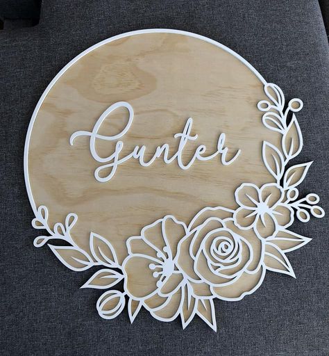 Name Plaques For Kids, Lasercut Design Ideas, Flower Design Vector, Stained Plywood, Wood Laser Ideas, Name Plate Design, White Flower Pattern, Laser Cut Wood Crafts, Mdf Crafts