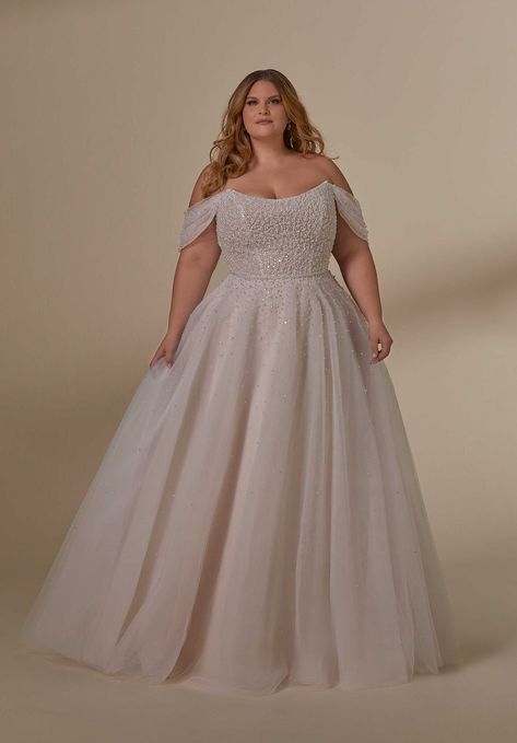 Plus Size Ballgown, Lilac Wedding Dress, Plus Size Wedding Gown, Wedding Gatsby, Movie Wedding, Galaxy Wedding, Plus Wedding Dresses, Bride Dress Simple, Formal Wedding Guest Dress