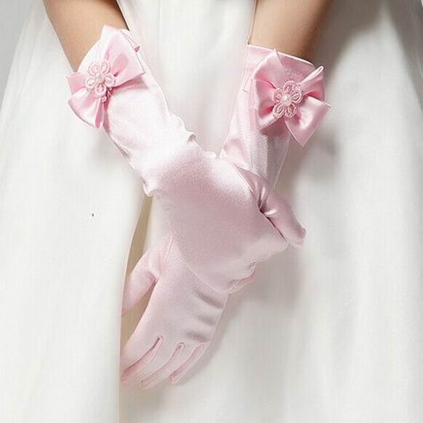 Tout Rose, Glitter Rosa, Pink Gloves, The Cardigans, Princess Aesthetic, Everything Pink, Pink Outfits, Pink Princess, Girls Bows