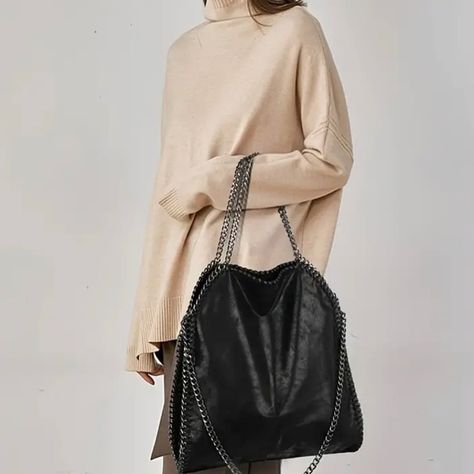 Inspired by Stella McCartney Stella Mccartney, Crossbody Tote, Chain Shoulder Bag, Leather Chain, Daily Look, Vintage Stil, Real Leather, Timeless Elegance, Vintage Inspired