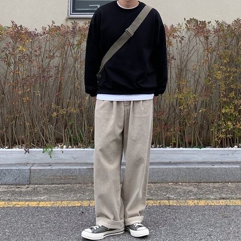 Korean Men Aesthetic Outfits, Korean Style Outfits Men, Korean Fashion Men Casual Outfit, Asian Boy Outfits, K Fashion Men, Korean Mens Outfits, Korean Casual Outfits Men, Korean Sweater Outfits, Korean Men Outfits