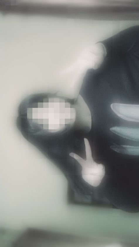 Censored face, black hair, girl, girl with black hair, blurry, no face, blurry face, girl with black shirt, girl with black sweater, peace sign. Blurred Face Aesthetic, Censored Aesthetic, Censored Face, Blurry Face, Black Hair Girl, Face Aesthetic, Make Millions, Hair Girl, Black Sweater