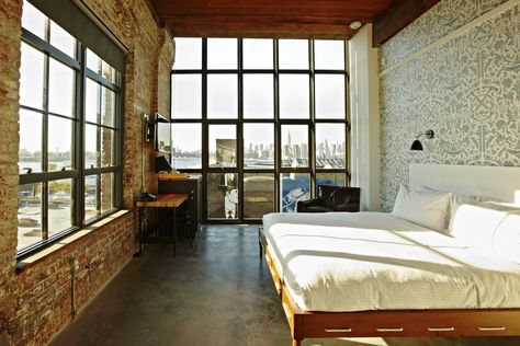 This Cozy Brooklyn Hotel Melds Historic Architecture With Modern Charm – Nobleman Magazine Small Studio Space, Hotels Nyc, Wythe Hotel Brooklyn, Williamsburg Hotel, Penthouse Ideas, Wythe Hotel, Cat Hotel, Mr Cat, Nyc Hotels