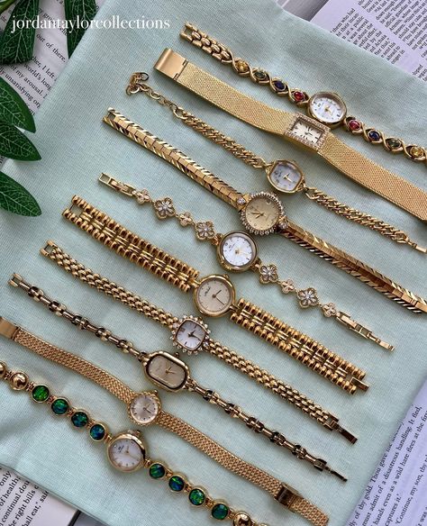 Aesthetic Watches, Vintage Gold Watch, Jewelry Aesthetic, My Pinterest, Classic Jewelry, Pinterest Board, Green Aesthetic, Vintage Watches, Gold Watch