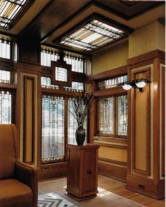 Living Room Gallery – Meyer May House Craftsman Style Homes, Frank Lloyd Wright Robie House, Frank Lloyd Wright Stained Glass, Frank Lloyd Wright Style, Robie House, Frank Lloyd Wright Architecture, Frank Lloyd Wright Design, Frank Lloyd Wright Homes, Prairie Style Houses