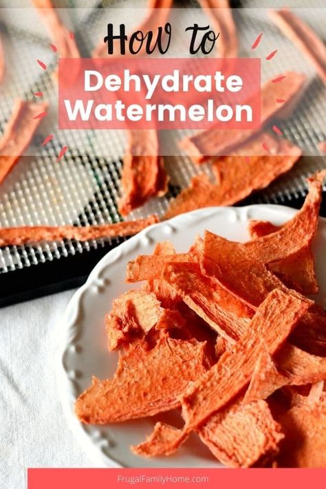 Dehydrate Watermelon, Dehydrated Watermelon, Healthy Candy Recipes, Watermelon Jerky, Best Dried Fruit, Dried Watermelon, Watermelon Candy, Pressure Canning Recipes, Healthy Candy