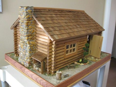 Log home kit Miniature Log Cabin, Cabin Dollhouse, Popsicle Stick Houses, Cabin Crafts, Log Cabin Ideas, Cabin Furniture, Harriet Tubman, Miniature Houses, Miniature House