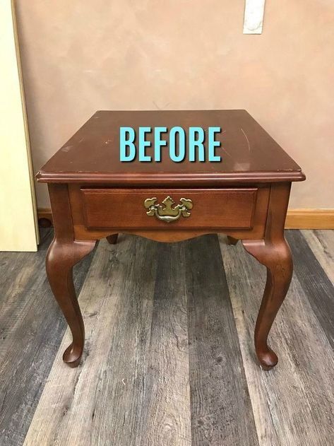 This is SO pretty! DIY Stained Art Sunflower Table - I wonder if you could get this look with stencils? Sunflower Table, Diy Staining, Decor Makeover, Diy Wall Shelves, Table Makeover, How To Craft, Style Deco, Décor Diy, Reuse Recycle