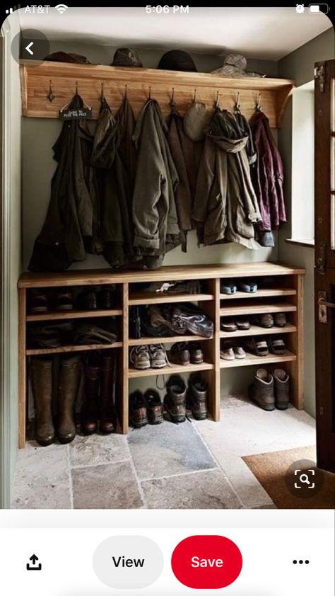 Boot Storage Entryway, Room Shoe Storage, Coat Cupboard, Jacket Storage, Farm House Laundry Room, Utility Room Designs, Mudroom Storage Bench, Design Studio Workspace, Property Renovation