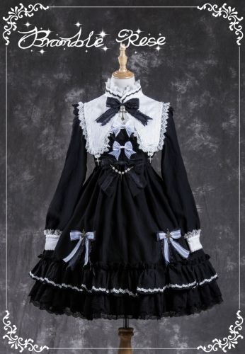 Goth Clothes Outfits, Gothic Lolíta Dress, Lolíta Dress Black, Lolíta Dresses, Lolíta Dress, Edgy Dresses, Devil Inspired, Gaun Abad Pertengahan, Lolita Outfit