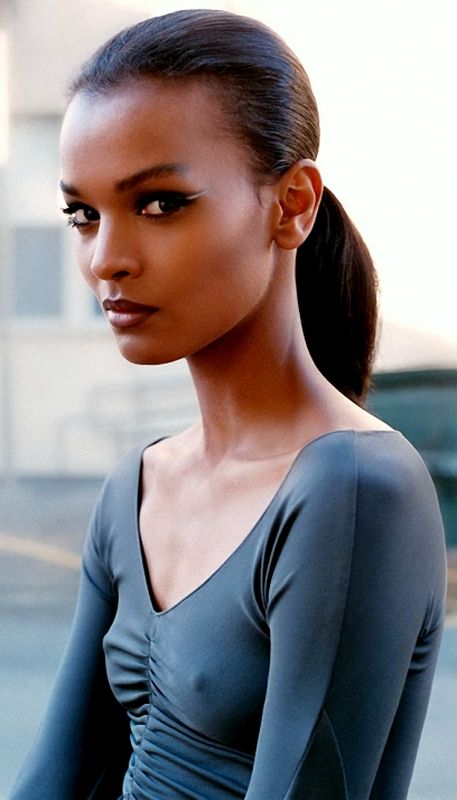 Black Chicks, Liya Kebede, 90s Model, Steven Meisel, Model Face, Vogue Italia, Instagram Models, Beautiful Skin, Winter Looks