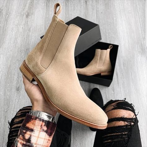 All Black Shoes, Mens Boots Casual, Suede Leather Shoes, Suede Chelsea Boots, Men Suede, Tan Boots, Chelsea Boots Men, Fashion Comfortable, Mens Fashion Fall