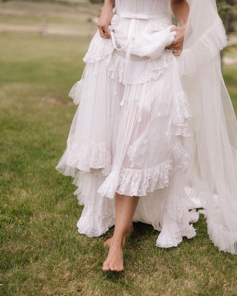 CEDAR & PINES | barefoot + breezy. I think @taylor_hill created a whole summer bride vibe. can’t wait to frolic through these mountains again this… | Instagram Ranch Wedding Dress, 90s Wedding Dress, Barefoot Bride, Colorado Summer, Summer Bride, Taylor Hill, April 11, Bride Look, Ranch Wedding