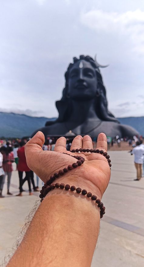 Adiyogi Adiyogi Photography, Adhi Yogi Wallpaper Hd, Adi Yogi, Isha Yoga, Android Secret Codes, Humanity Quotes, Insta Reels, Shadow Video, Travel Pictures Poses