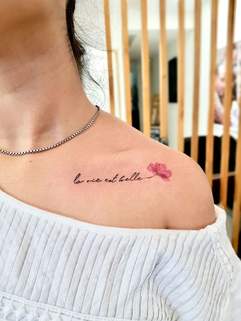 Collarbone Tattoos For Girls, Girls Chest Tattoos, Collar Bone Tattoos For Women, Collar Bone Tattoo Quotes, Strong Tattoos, Small Chest Tattoos, Small Girly Tattoos, Small Shoulder Tattoos, Rose Tattoos For Women