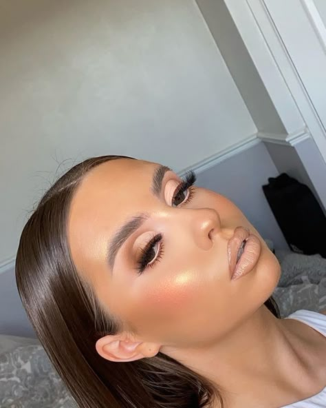 Brown Eyeshadow Bridal Makeup, Brown Matte Eyeshadow Looks, Eyeshows Looks Natural, Neutral Brown Eyeshadow Looks, Neutral Party Makeup, Soft Glam Brown Eyeshadow, Soft Glam Prom Makeup Brown Eyes, Soft Brown Eyeshadow Looks, Baby Shower Glam Makeup